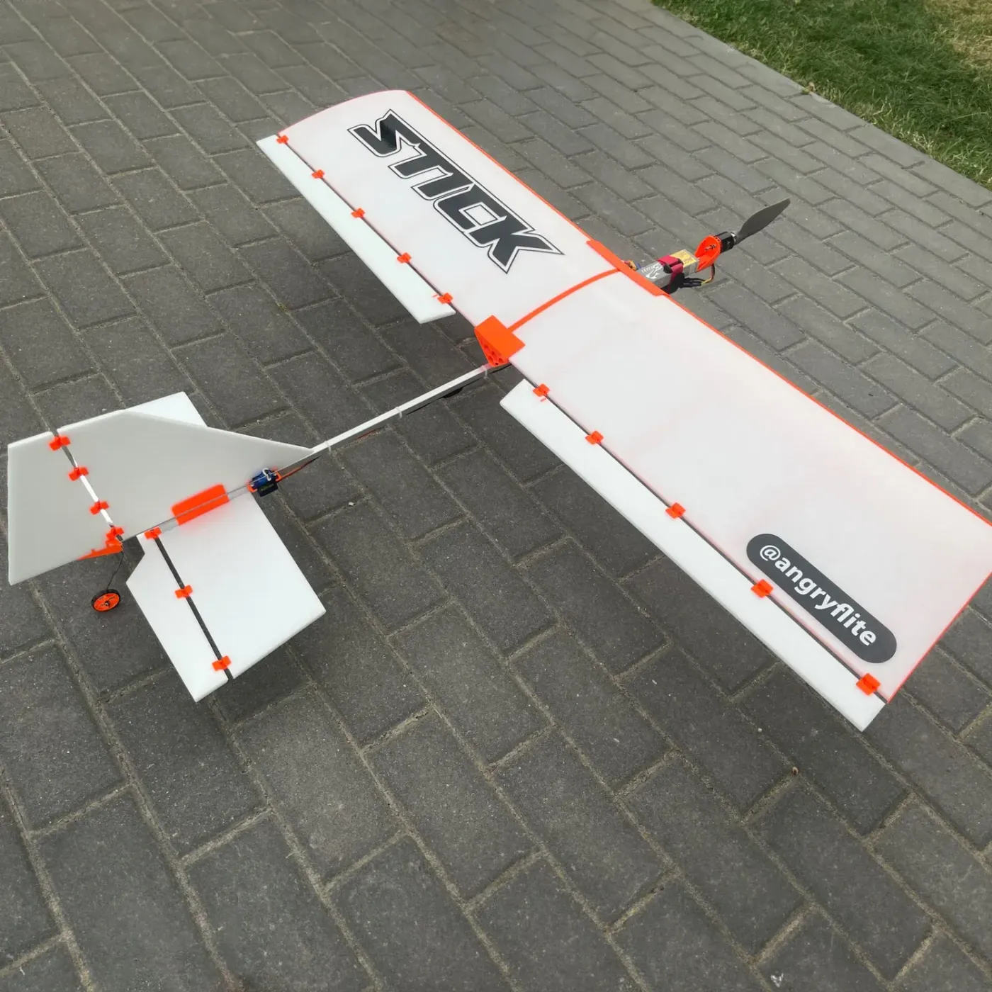 Flying Stick – 3D Printed Foam RC Airplane 120cm