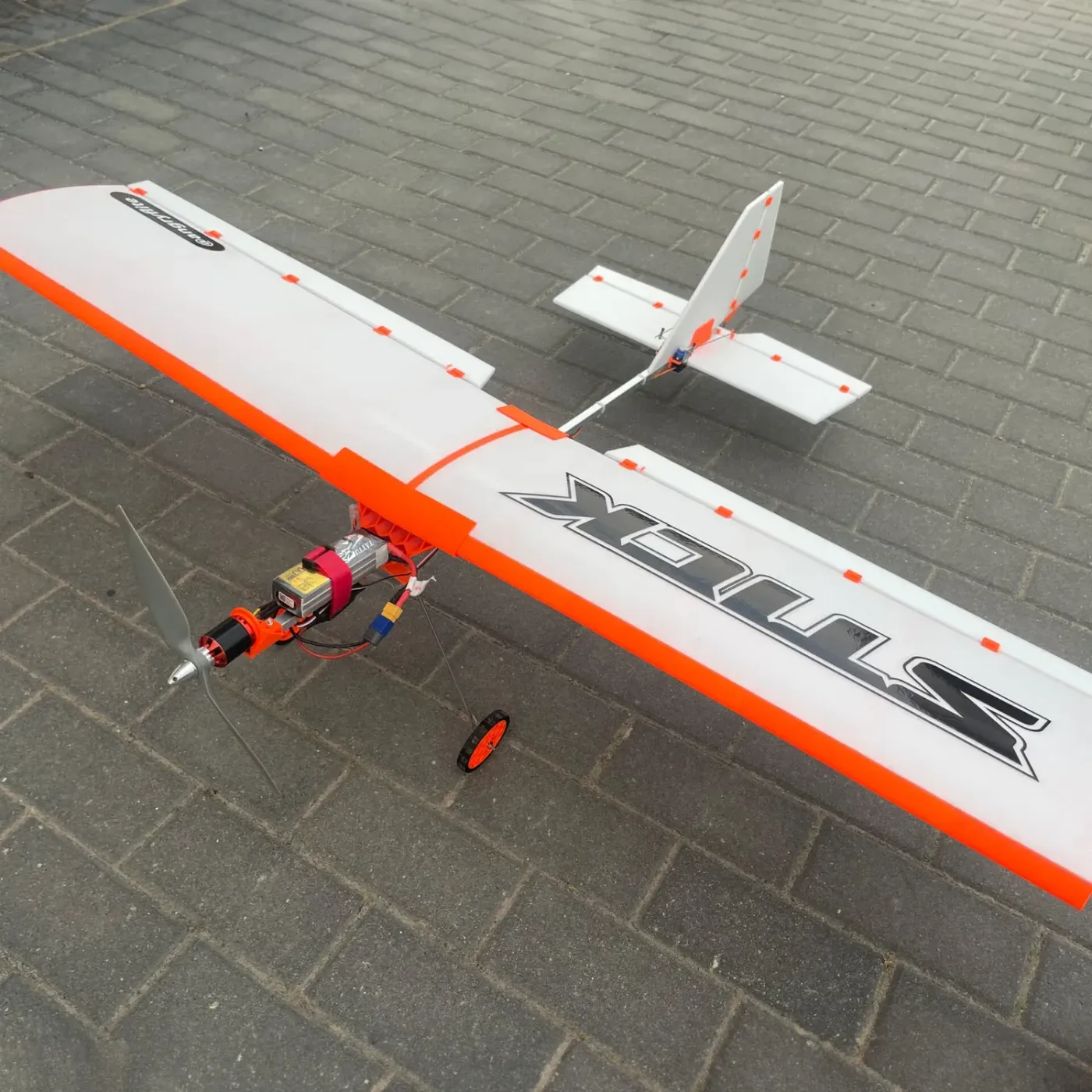 Flying Stick – 3D Printed Foam RC Airplane 120cm